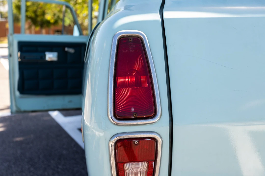 1973 International Harvester Travelall - Image 19 of 31
