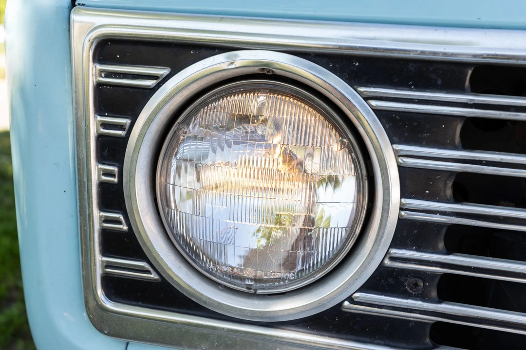 1973 International Harvester Travelall - Image 13 of 31