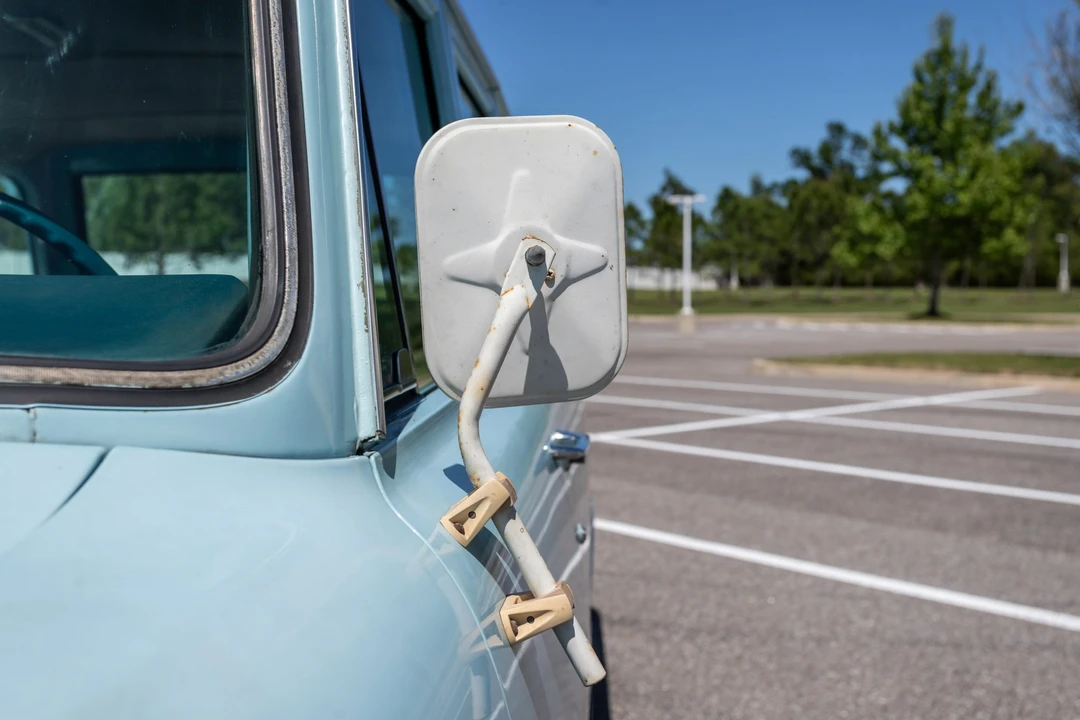 1973 International Harvester Travelall - Image 29 of 31