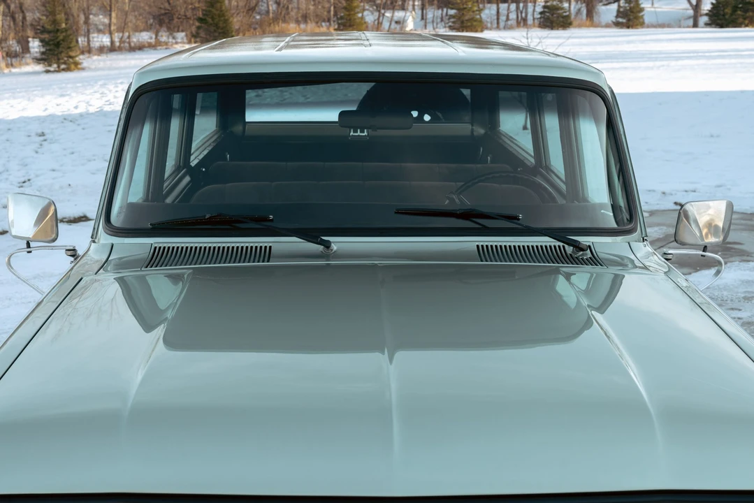 1973 International Harvester Travelall - Image 25 of 31