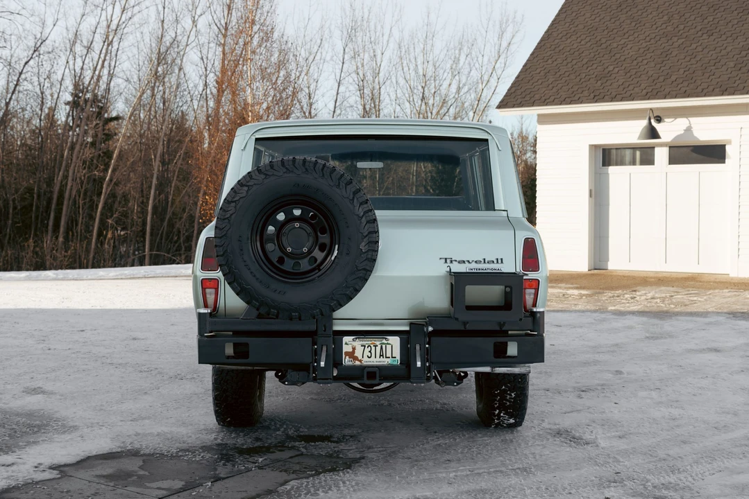 1973 International Harvester Travelall - Image 7 of 31