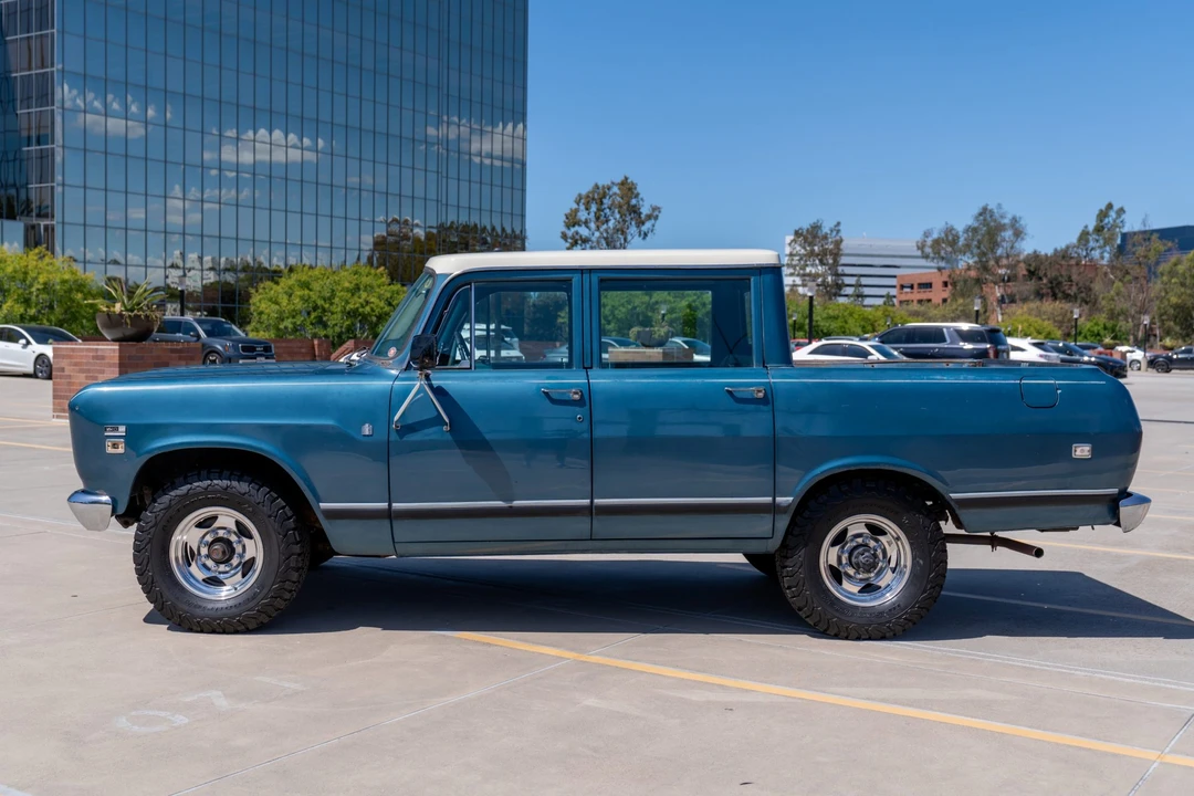 1973 International Harvester Travelall - Image 8 of 31
