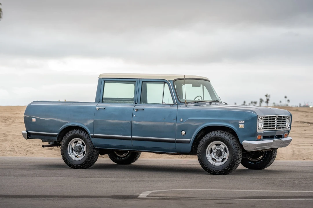 1973 International Harvester Travelall - Image 16 of 31
