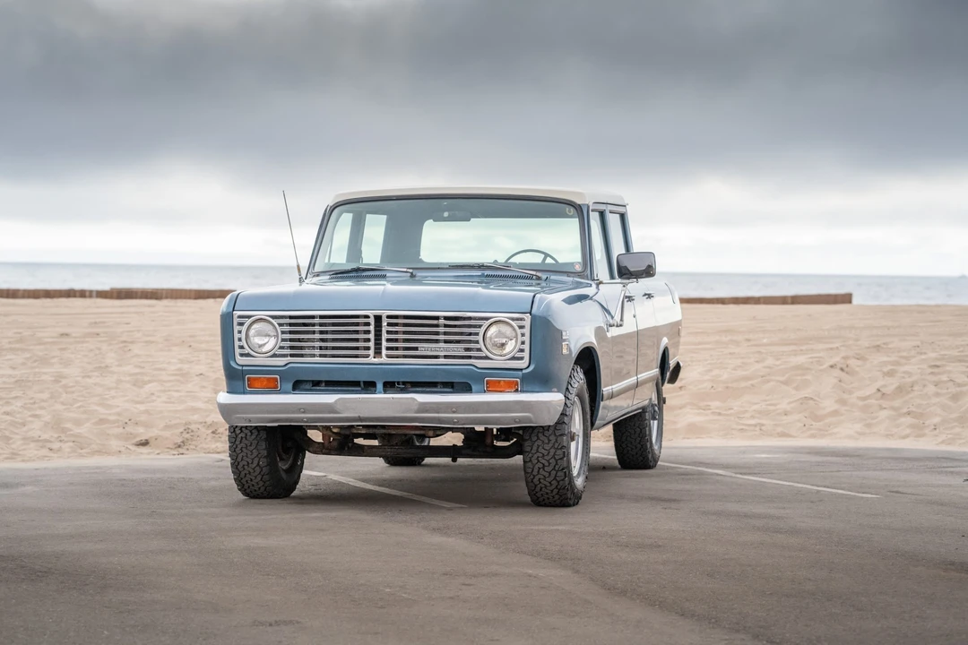 1973 International Harvester Travelall - Image 2 of 31