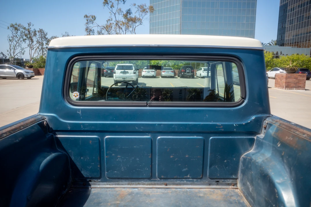 1973 International Harvester Travelall - Image 20 of 31