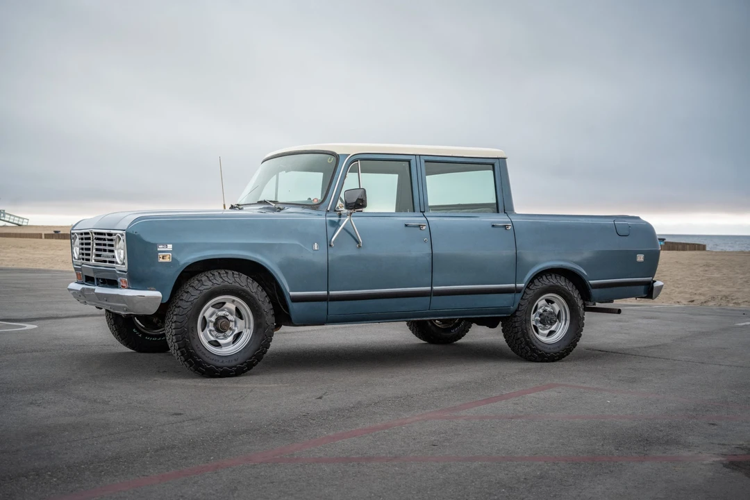 1973 International Harvester Travelall - Image 10 of 31