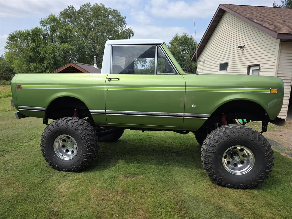 1973 International - Image 2 of 31