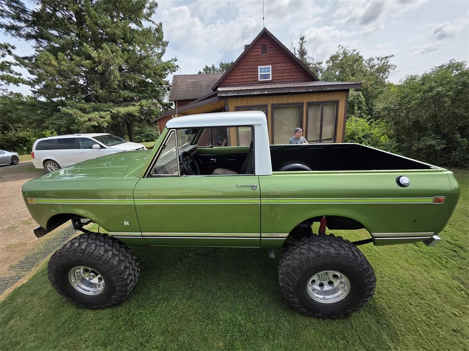 1973 International - Image 16 of 31