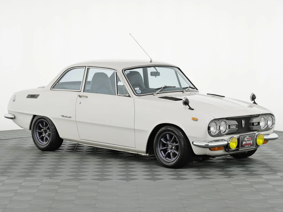 1973 Isuzu - Image 2 of 31