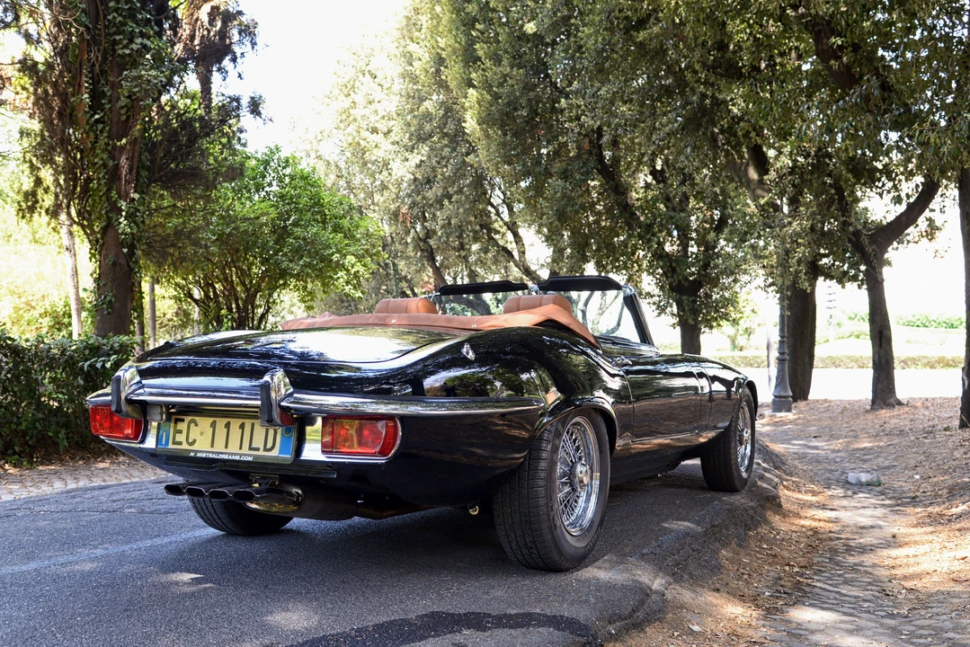 1973 Jaguar E-Type Series 3 V12 - Image 11 of 20