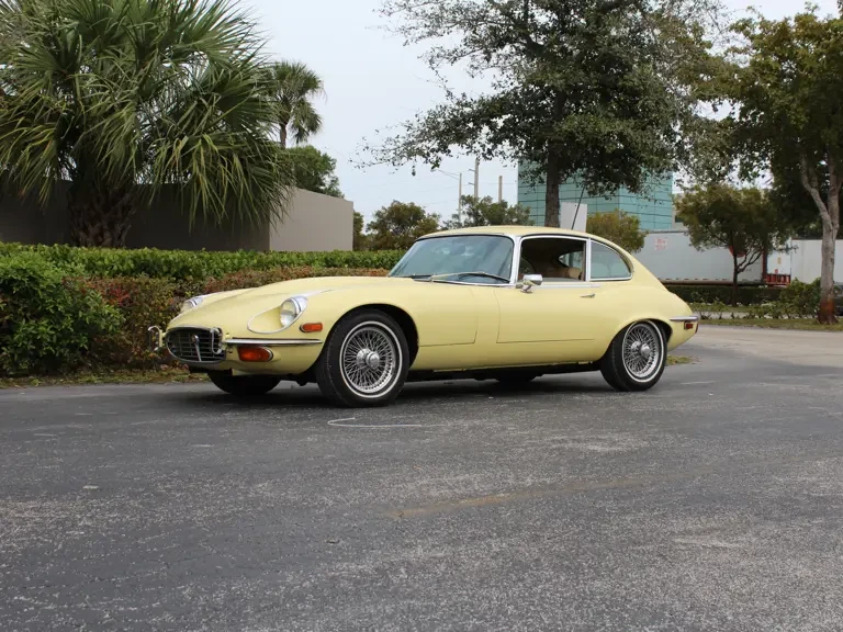 1973 Jaguar E-Type Series 3 V12 2+2 - Image 2 of 2
