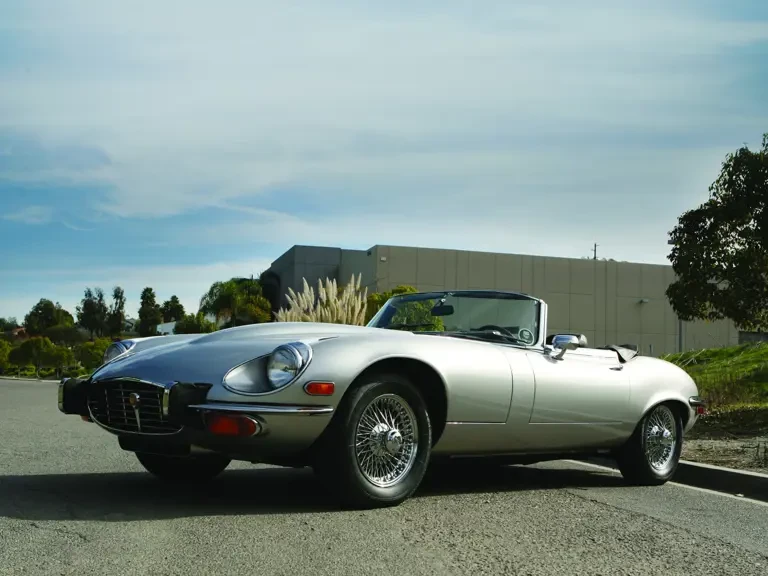 1973 Jaguar E-Type Series 3 V12 - Image 2 of 2