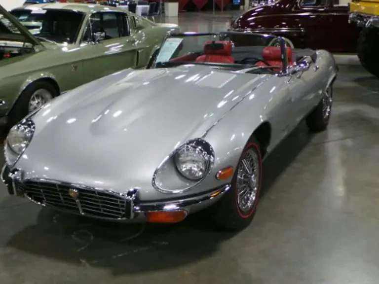1973 Jaguar E-Type Series 3 V12 - Image 2 of 2