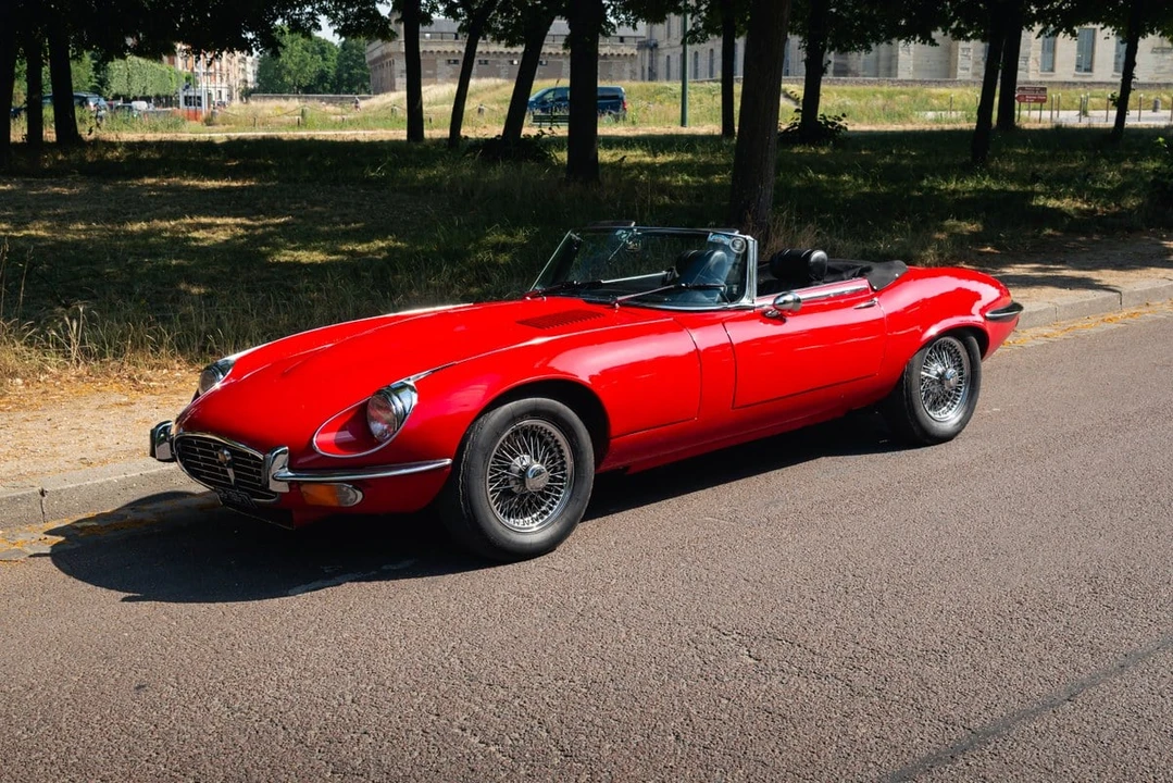 1973 Jaguar E-Type Series 3 V12 - Image 2 of 30