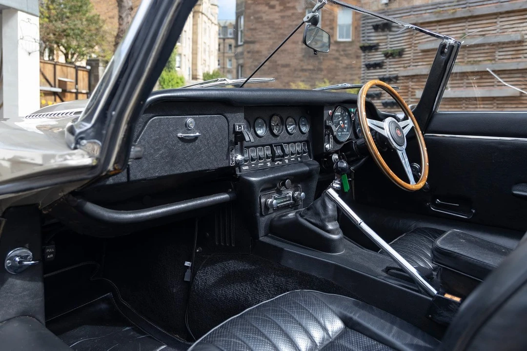 1973 Jaguar E-Type Series 3 V12 - Image 2 of 30