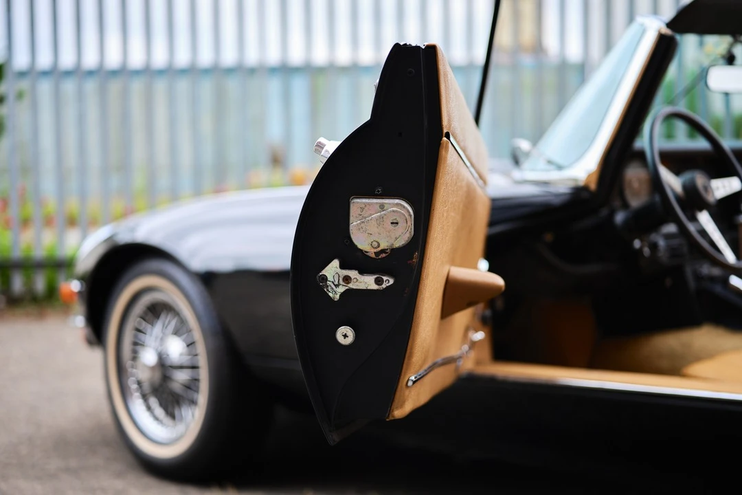 1973 Jaguar E-Type Series 3 V12 - Image 25 of 30