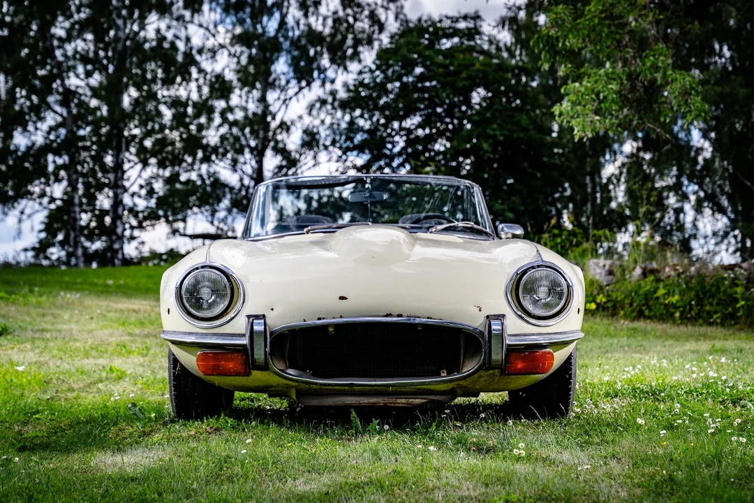 1971 Jaguar E-Type Series 3 V12 - Image 2 of 31