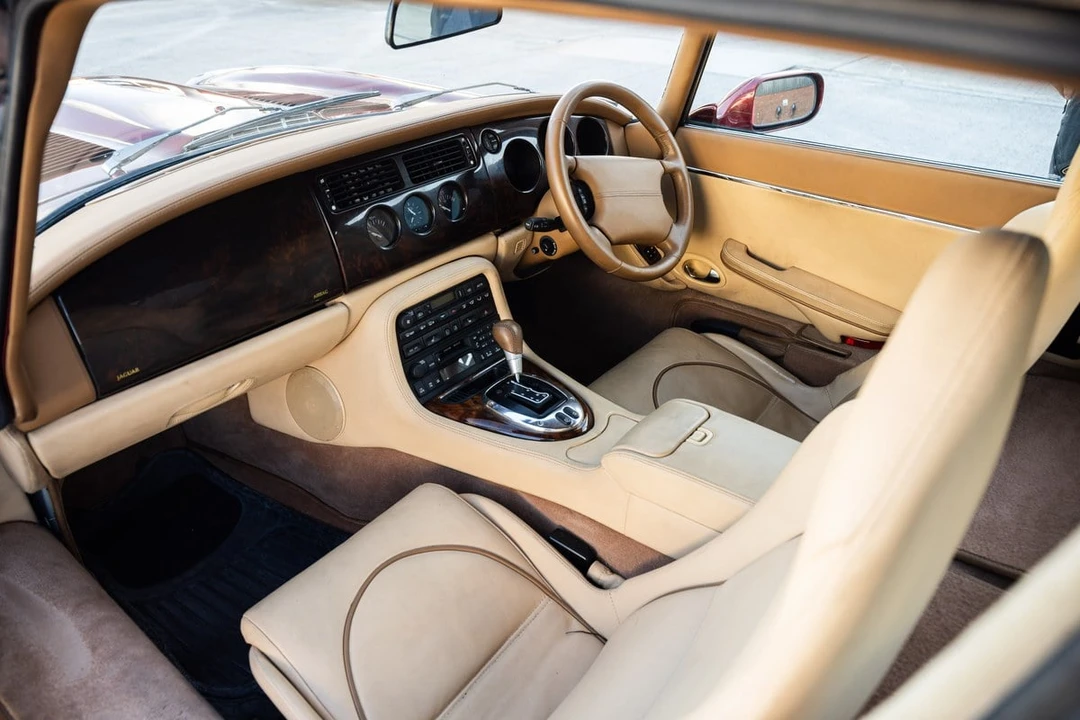 1973 Jaguar E-Type Series 3 V12 - Image 2 of 30