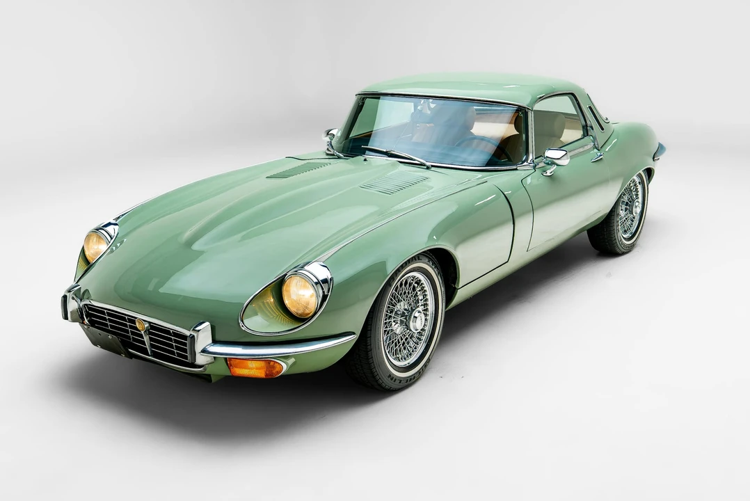 1973 Jaguar E-Type Series 3 V12 - Image 2 of 31