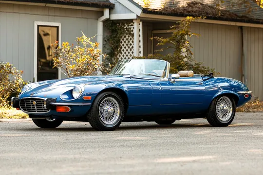 1973 Jaguar E-Type Series III Roadster V12 4-Speed