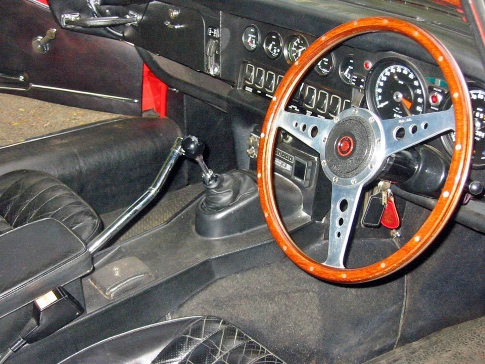 1973 Jaguar E-Type Series 3 V12 2+2 - Image 2 of 7