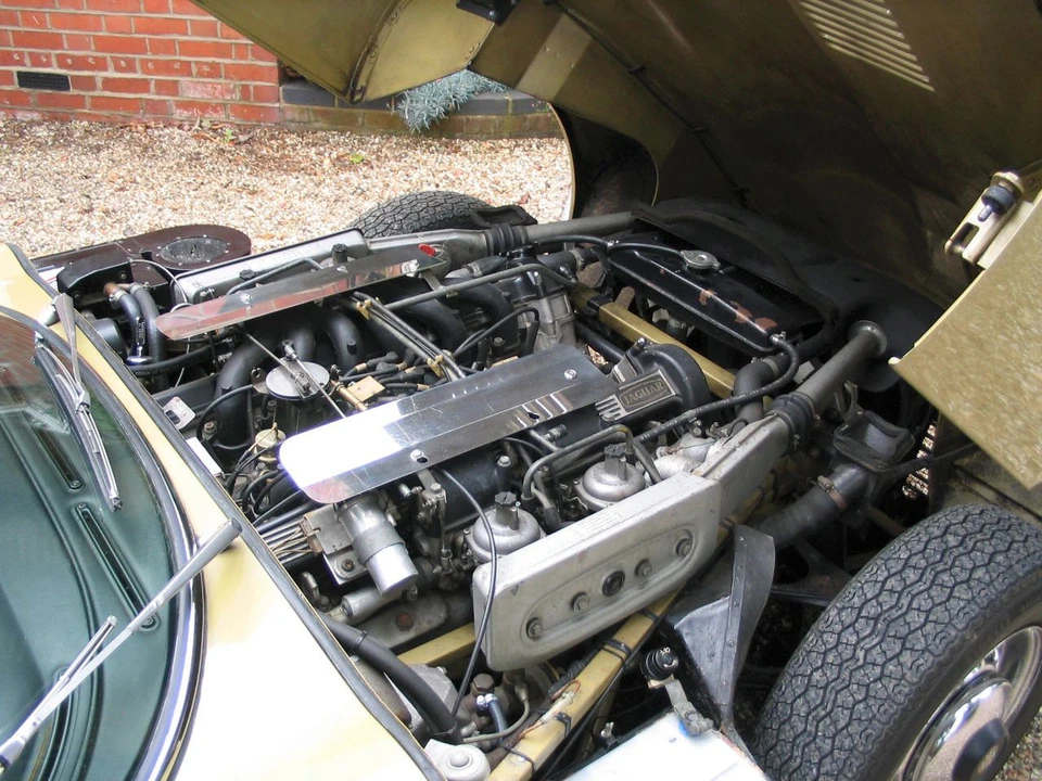 1973 Jaguar E-Type Series 3 V12 - Image 2 of 5