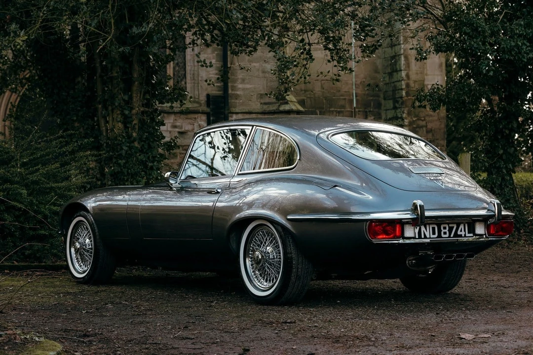 1973 Jaguar E-Type Series 3 V12 2+2 - Image 2 of 30