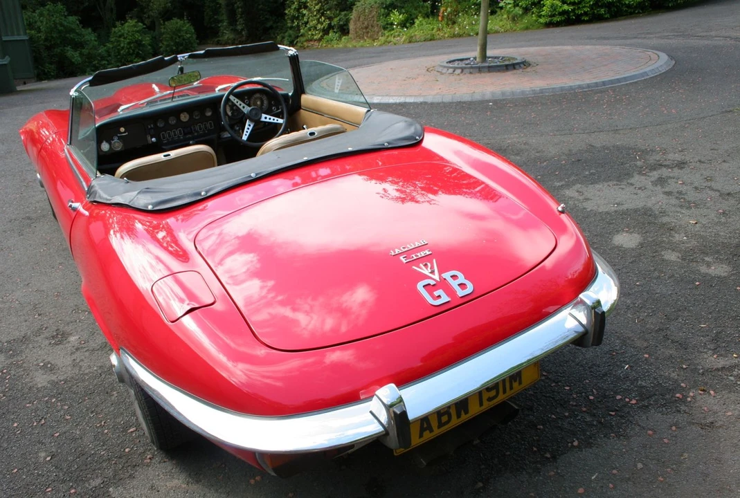 1973 Jaguar E-Type Series 3 V12 - Image 5 of 5