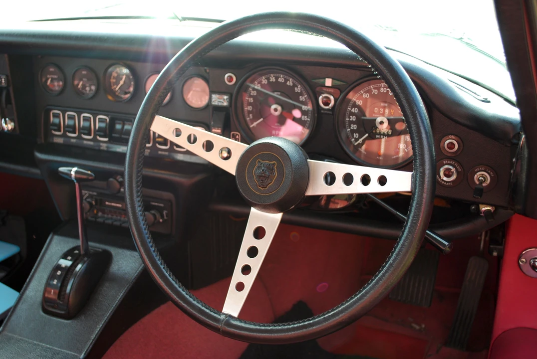 1973 Jaguar E-Type Series 3 V12 - Image 4 of 6
