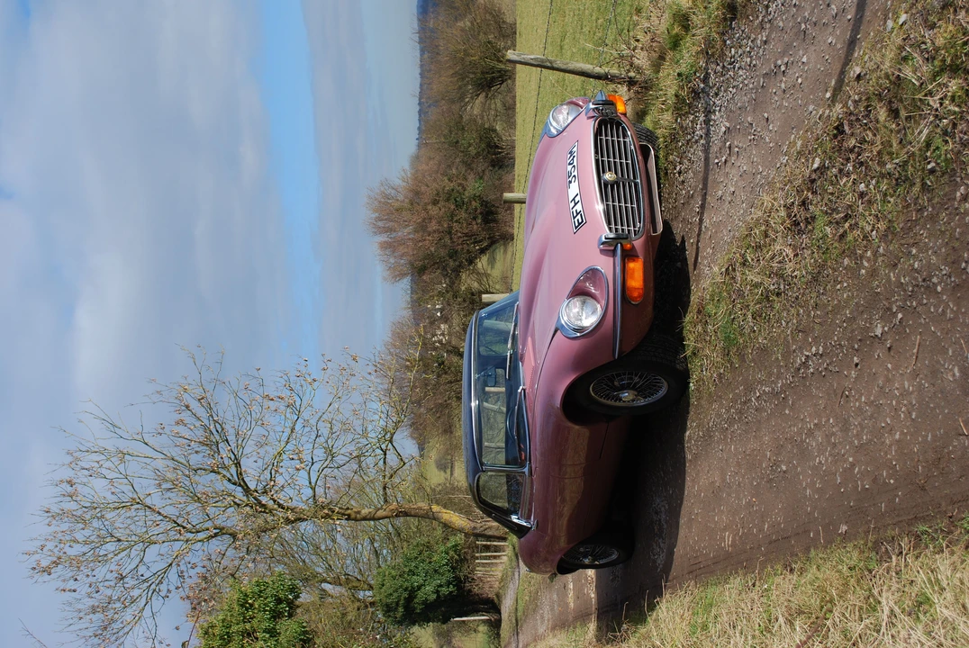 1973 Jaguar E-Type Series 3 V12 - Image 2 of 6