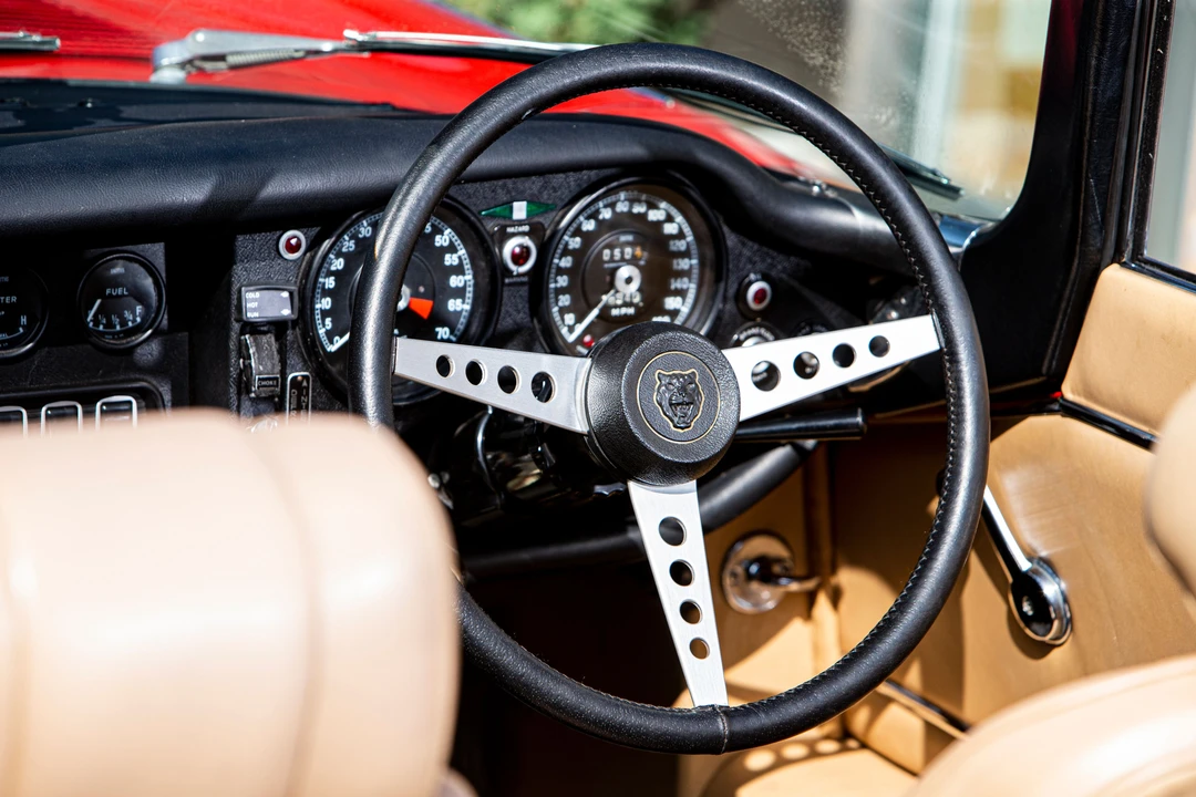1973 Jaguar E-Type Series 3 V12 - Image 2 of 31
