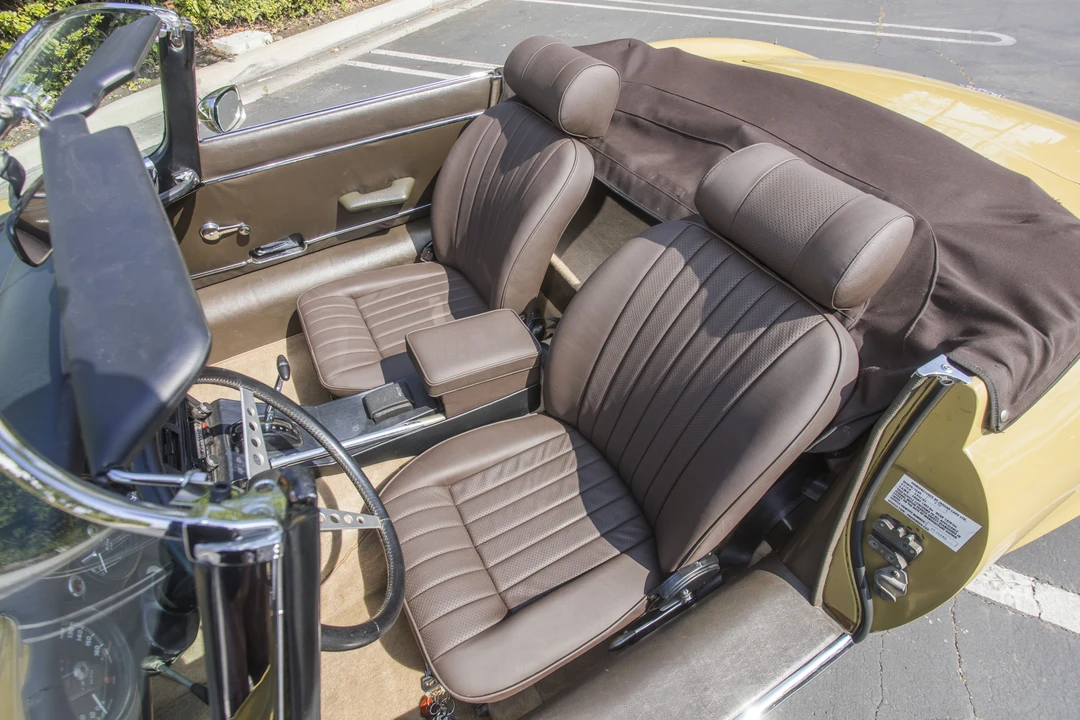 1973 Jaguar E-Type Series 3 V12 - Image 7 of 31