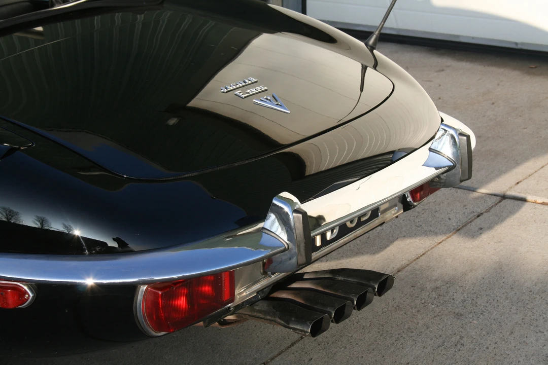 1973 Jaguar E-Type Series 3 V12 - Image 2 of 5