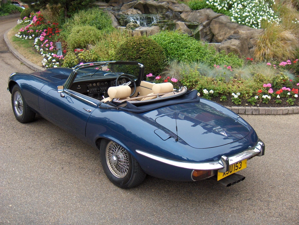 1973 Jaguar E-Type Series 3 V12 - Image 2 of 4