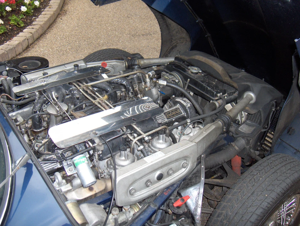 1973 Jaguar E-Type Series 3 V12 - Image 4 of 4