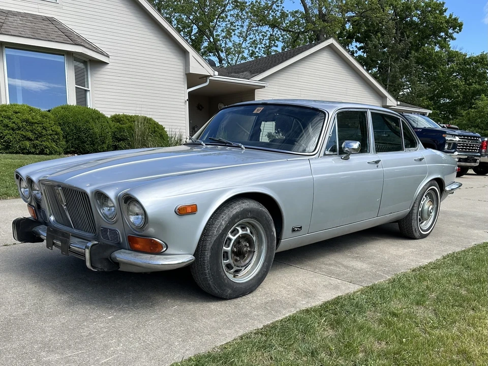 1973 Jaguar XJ Series 1 - Image 2 of 31