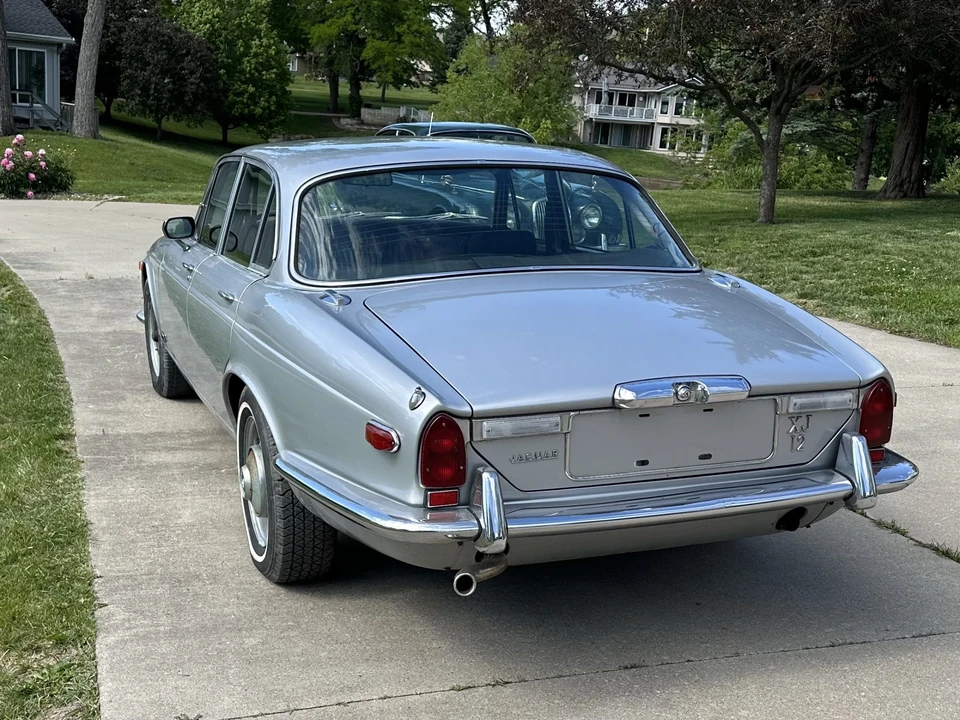 1973 Jaguar XJ Series 1 - Image 12 of 31