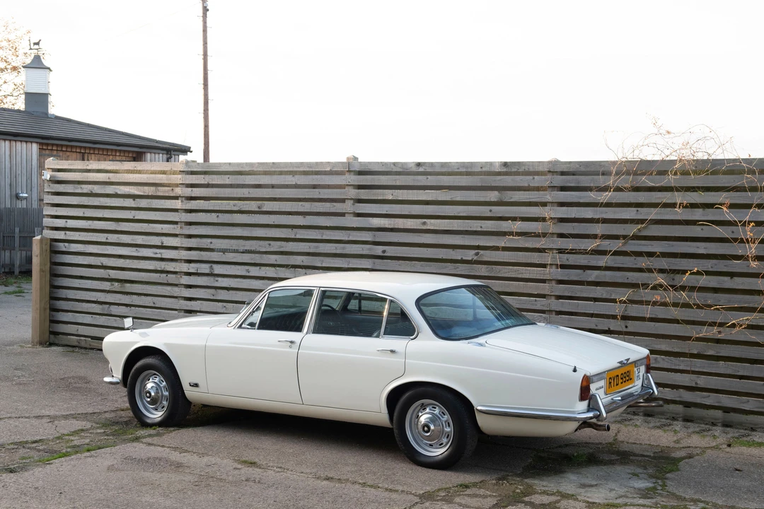 1973 Jaguar XJ Series 1 - Image 8 of 8