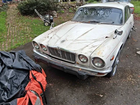 1973 Jaguar XJ12 Sedan