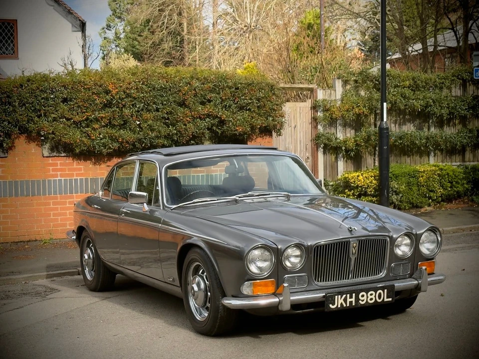 1973 Jaguar XJ Series 1 - Image 9 of 30