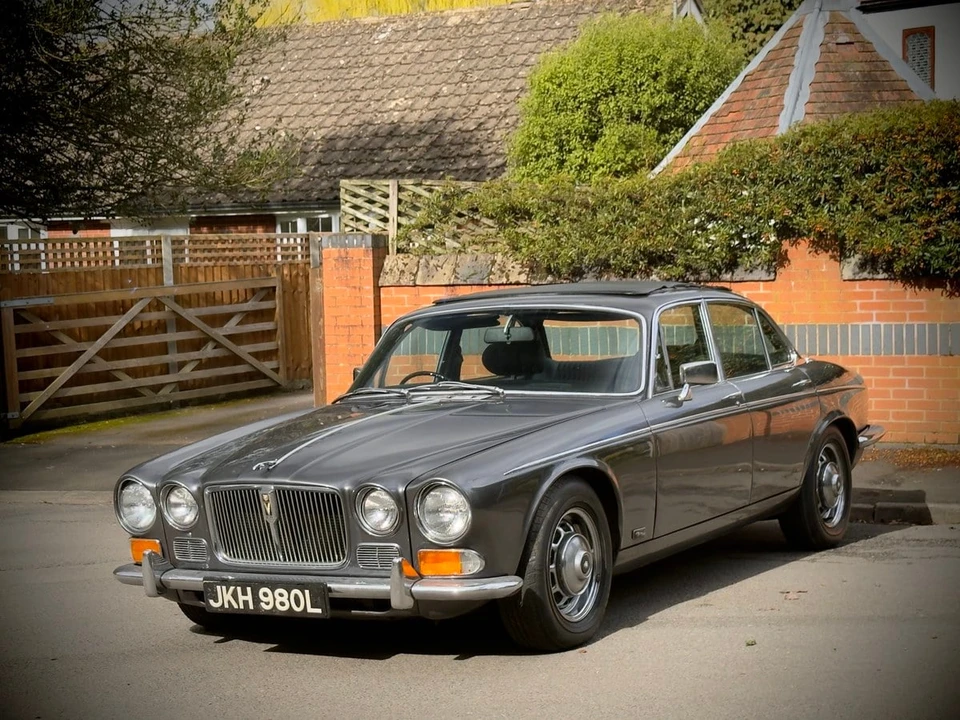 1973 Jaguar XJ Series 1 - Image 8 of 30