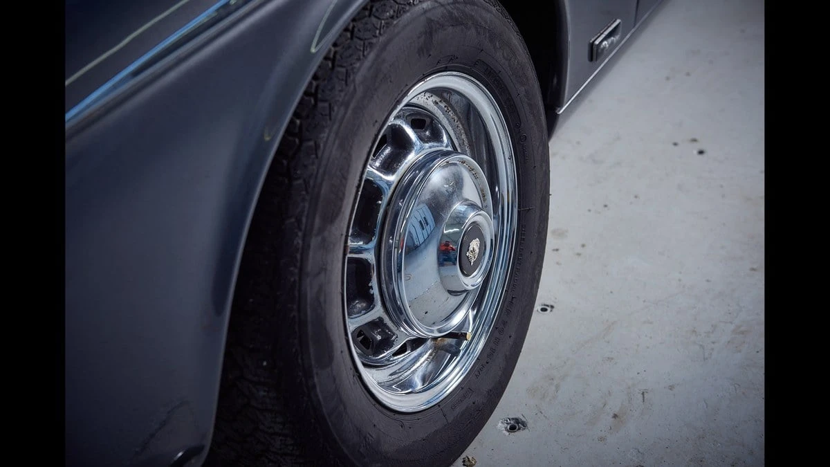 1973 Jaguar XJ Series 1 - Image 7 of 30