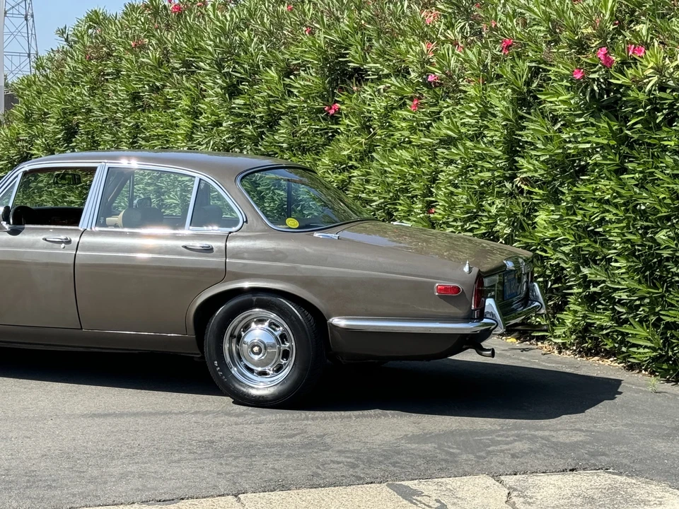 1973 Jaguar XJ Series 1 - Image 19 of 31