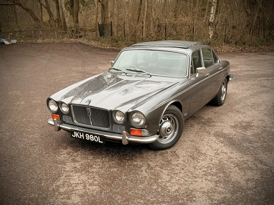 1973 Jaguar XJ Series 1 - Image 13 of 21