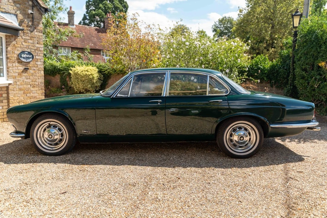 1973 Jaguar XJ Series 1 - Image 4 of 30
