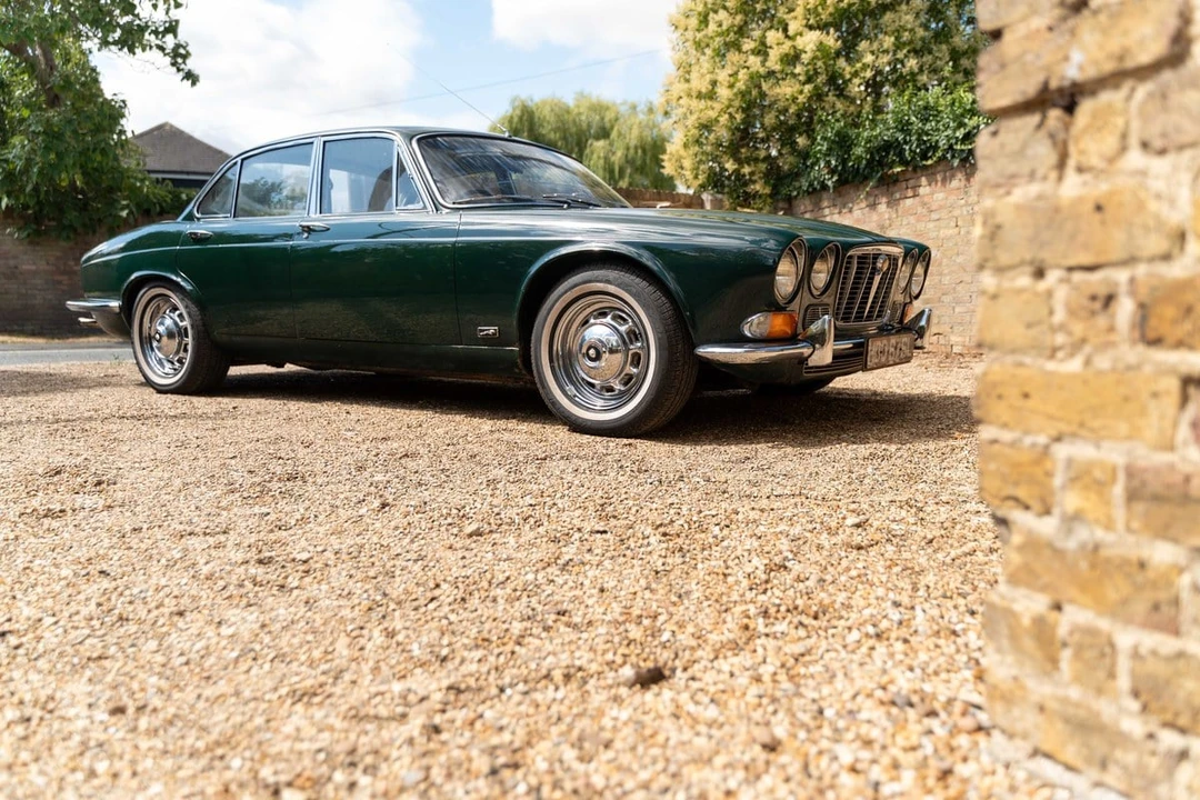 1973 Jaguar XJ Series 1 - Image 11 of 30
