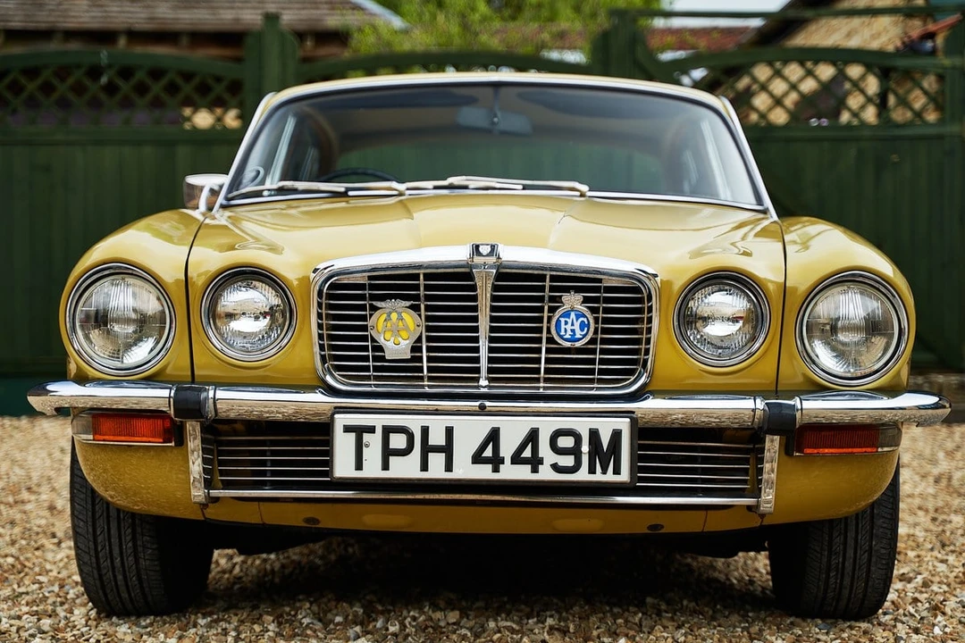 1973 Jaguar XJ Series 2 - Image 26 of 30