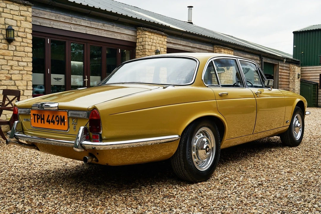 1973 Jaguar XJ Series 2 - Image 12 of 30
