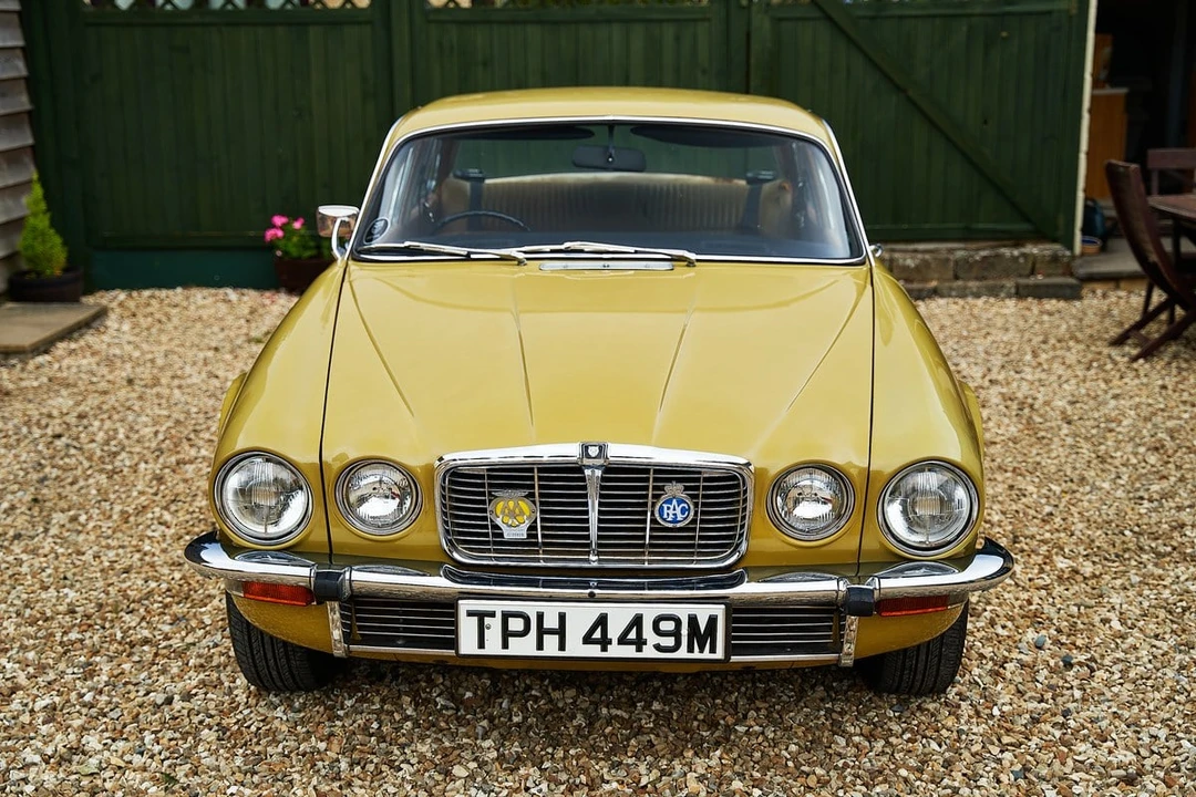 1973 Jaguar XJ Series 2 - Image 19 of 30