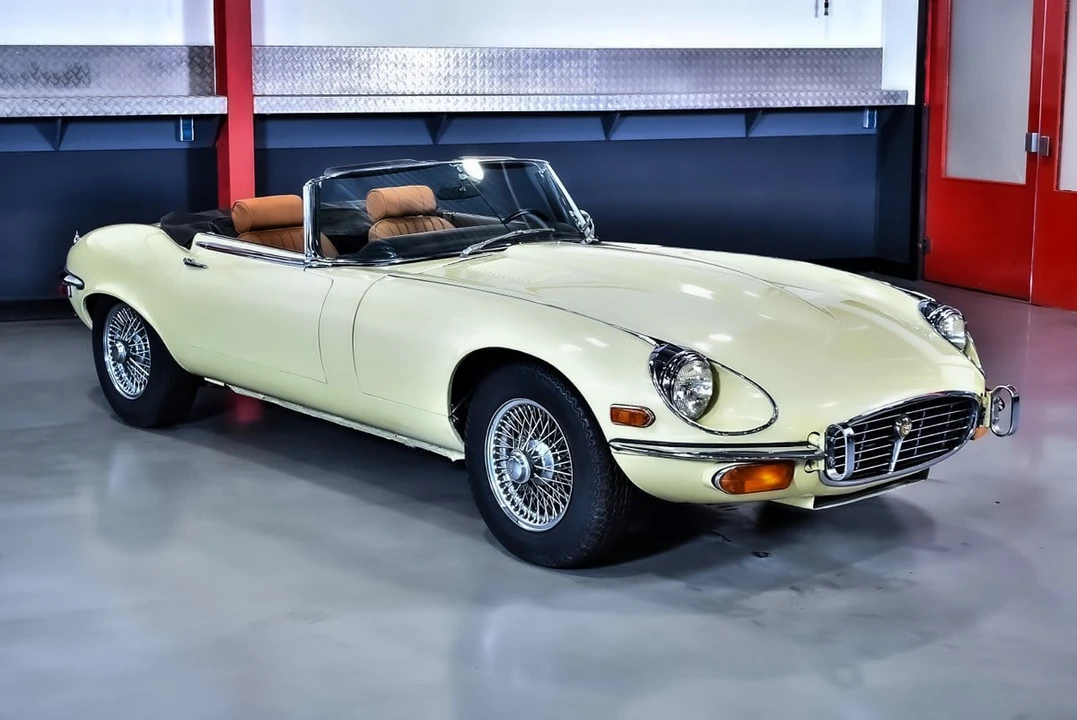 1973 Jaguar E-Type Series 3 V12 - Image 6 of 30